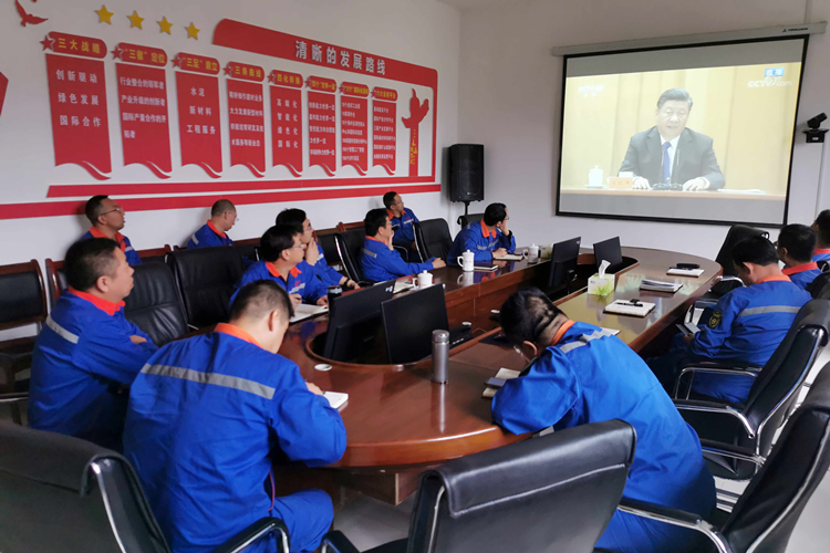 1637047783235037.jpg 隴南公司廣大黨員干部職工集中收看紀(jì)念辛亥革命110周年大會(huì)_副本.jpg